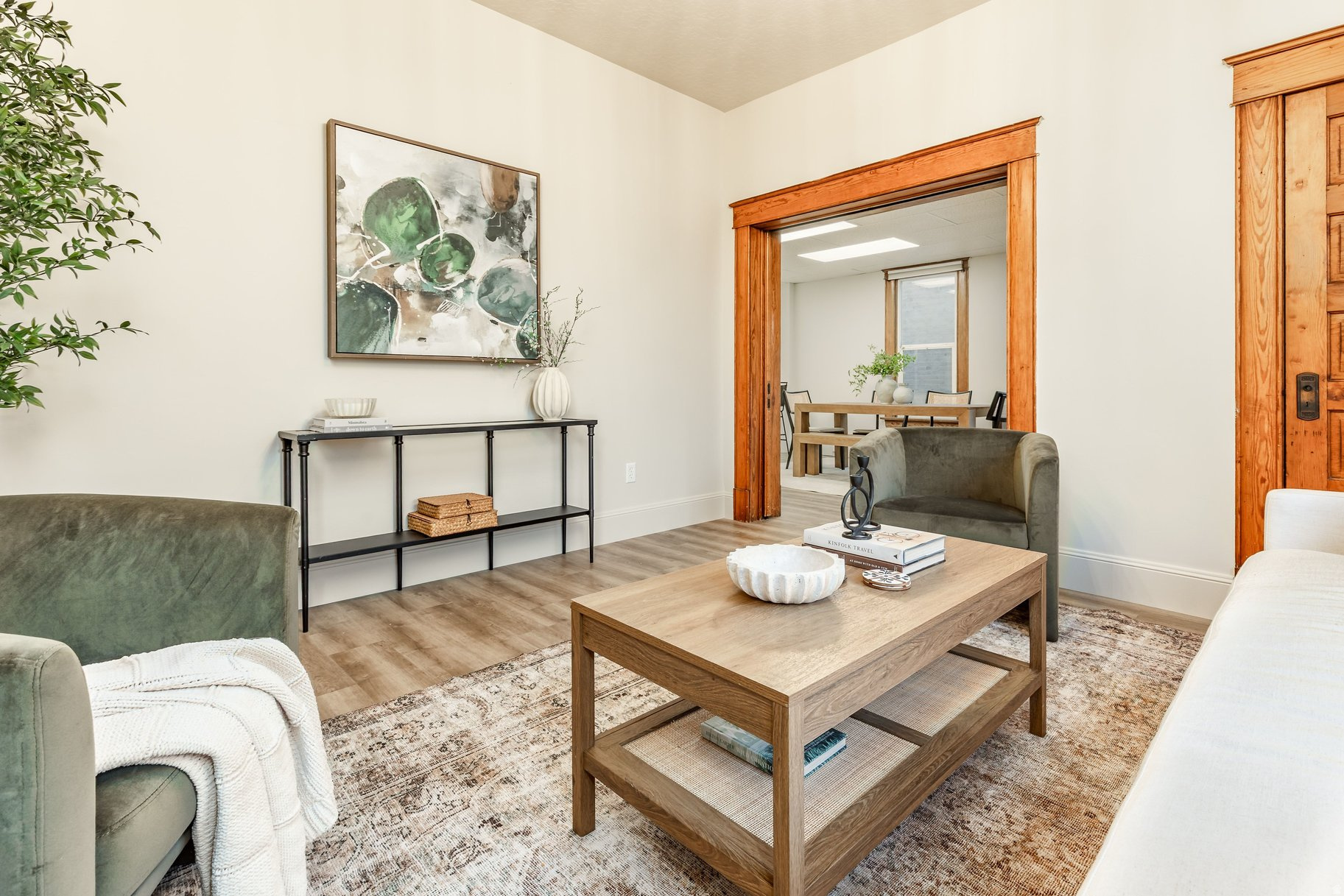 HAMPTONS - Residential