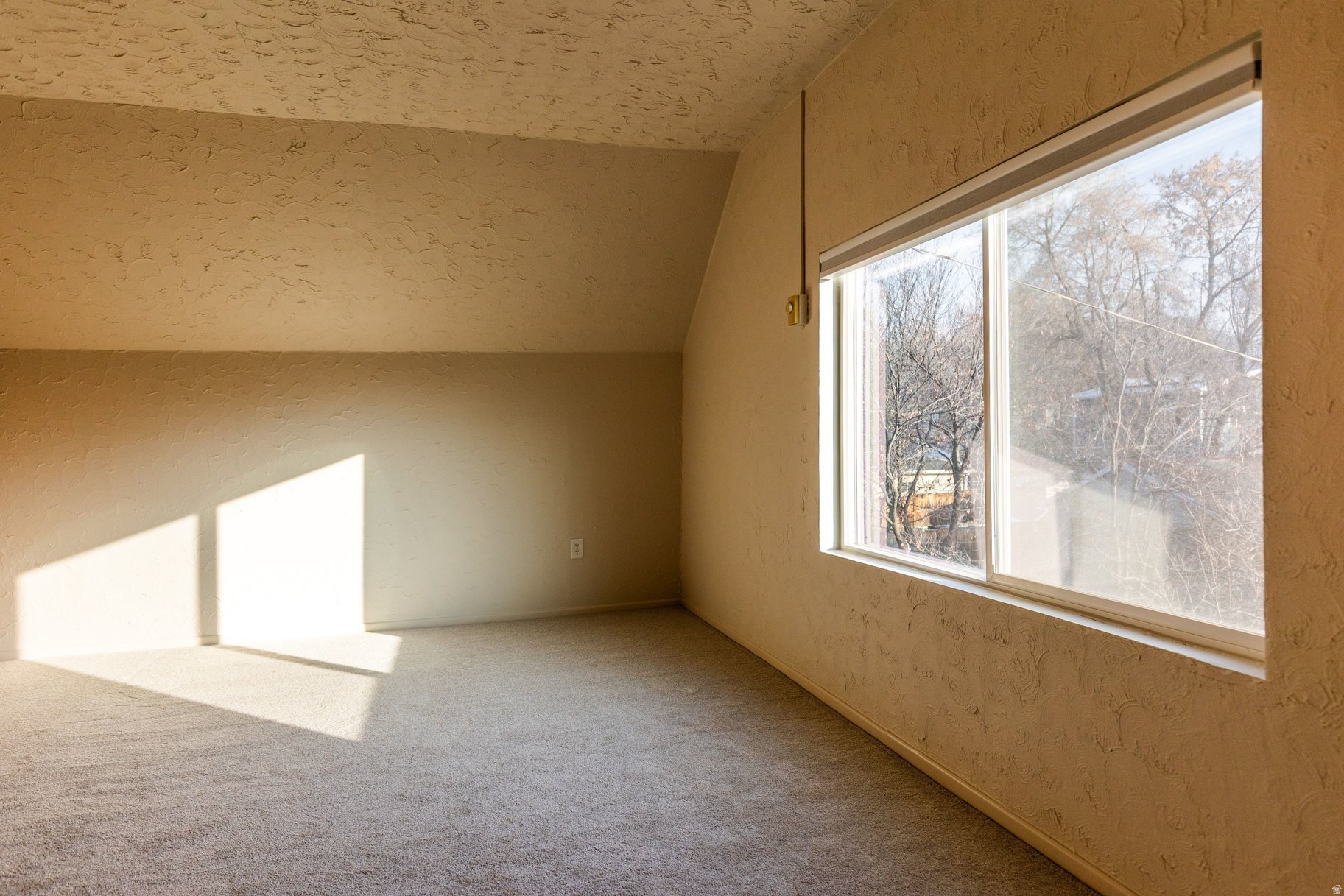 HAMPTONS - Residential