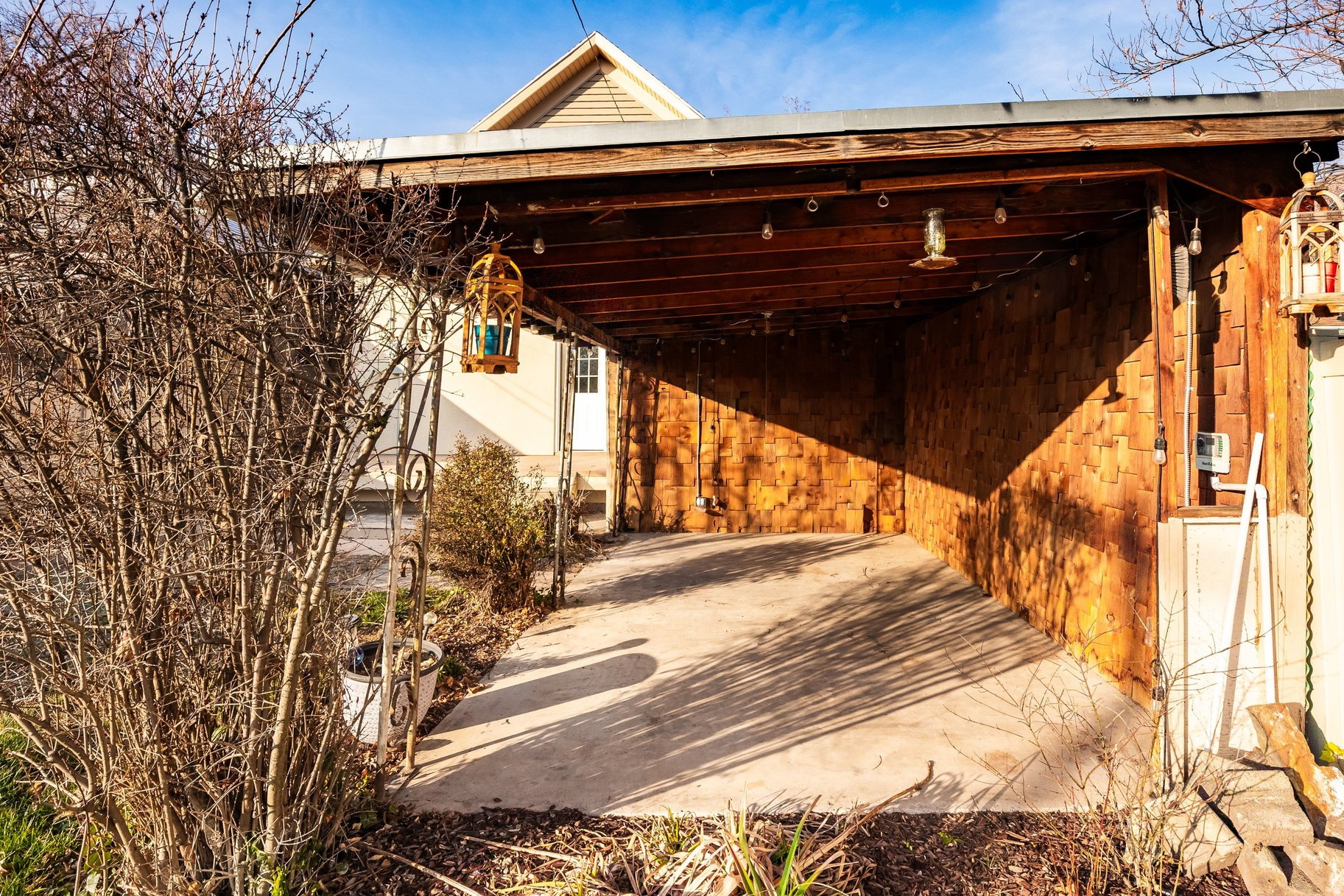 HAMPTONS - Residential