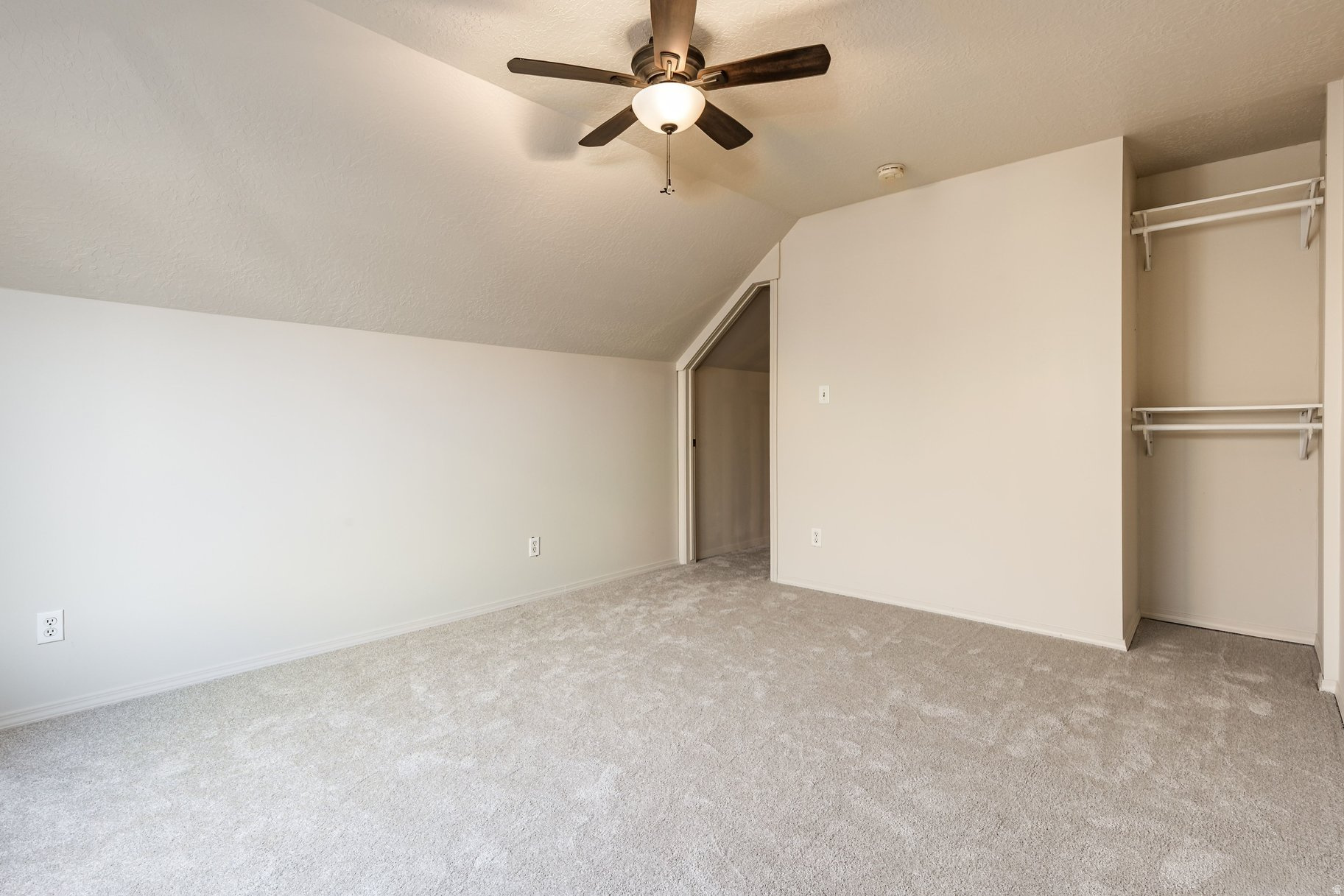 HAMPTONS - Residential