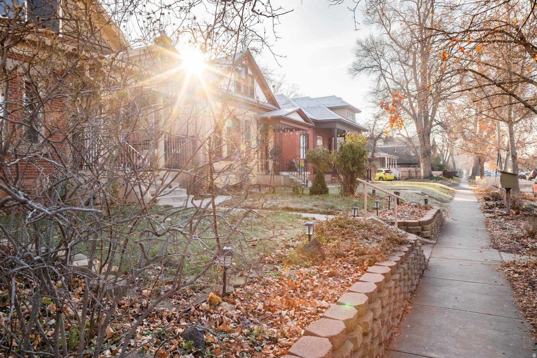 HAMPTONS - Residential