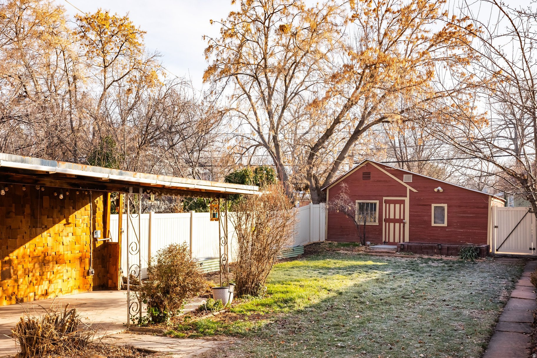 HAMPTONS - Residential