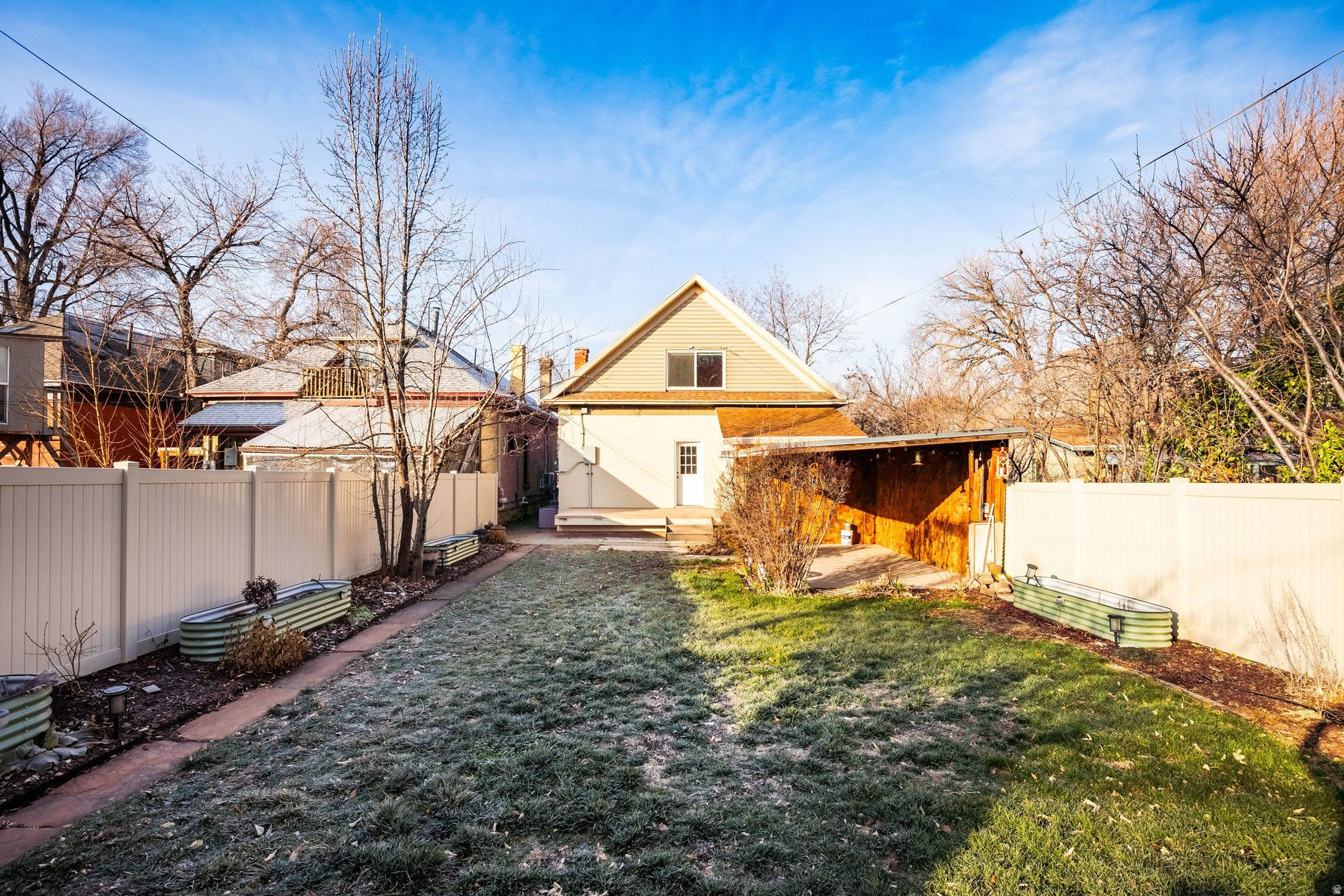 HAMPTONS - Residential