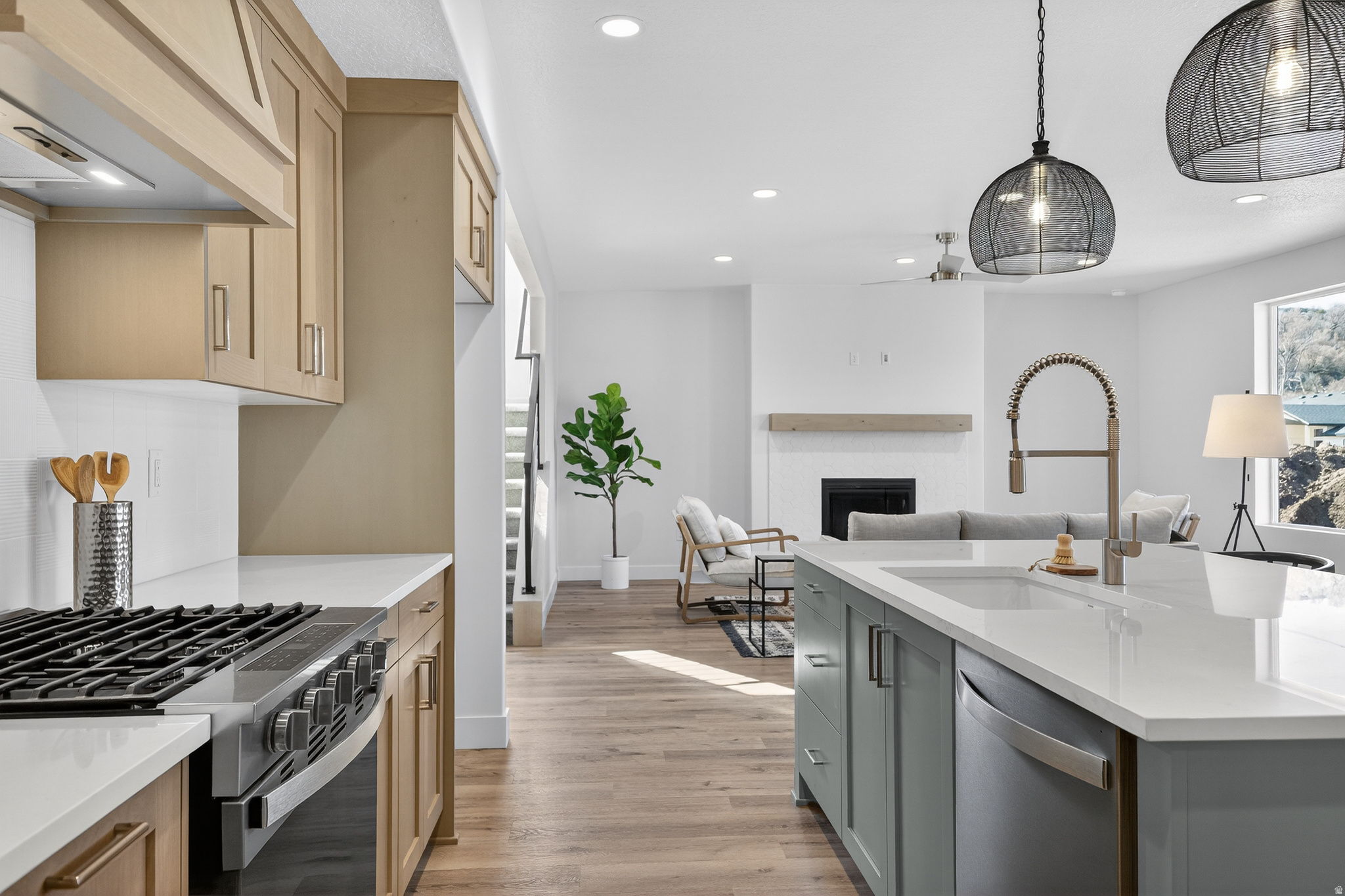 RIVERWOOD - Residential