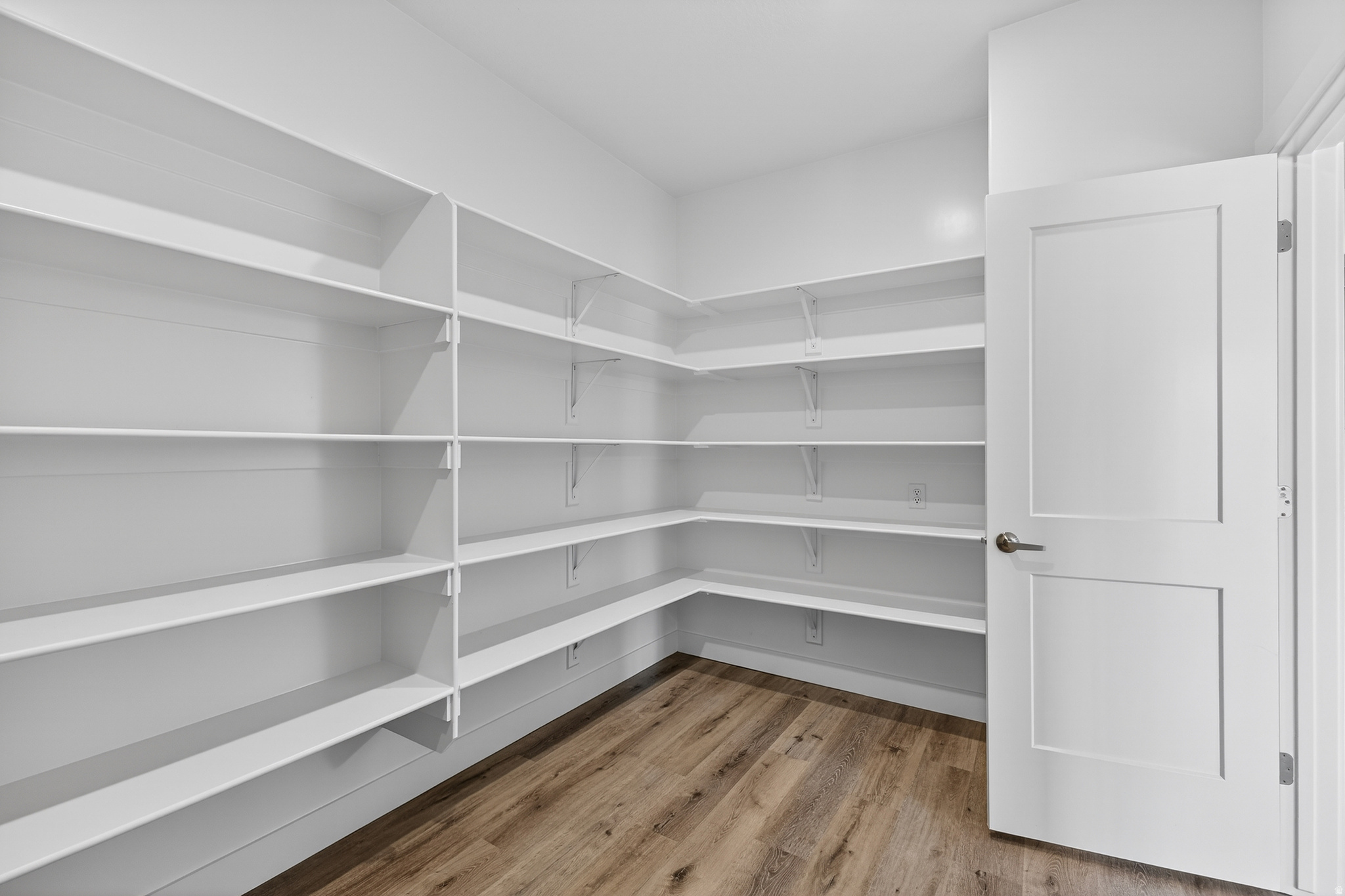 RIVERWOOD - Residential