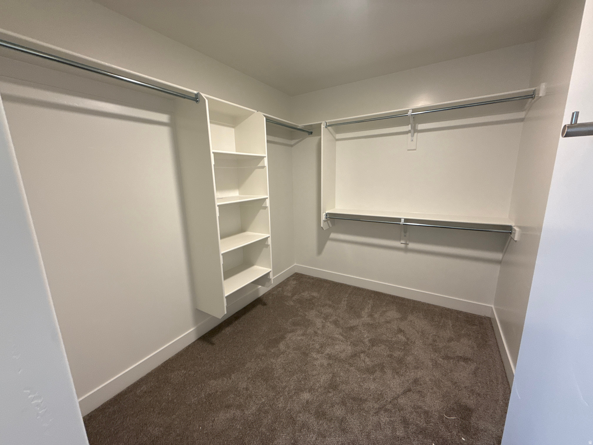 RIVERWOOD - Residential