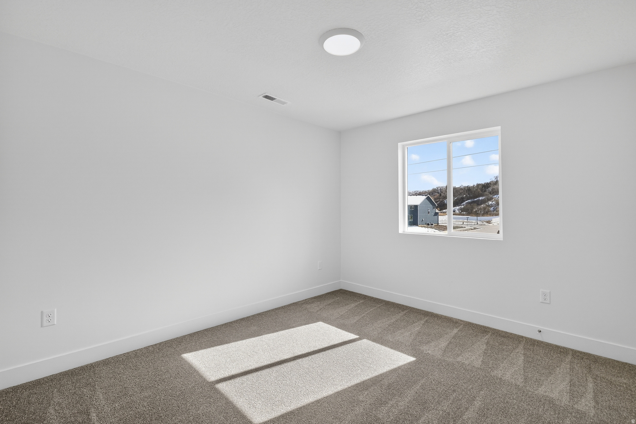 RIVERWOOD - Residential