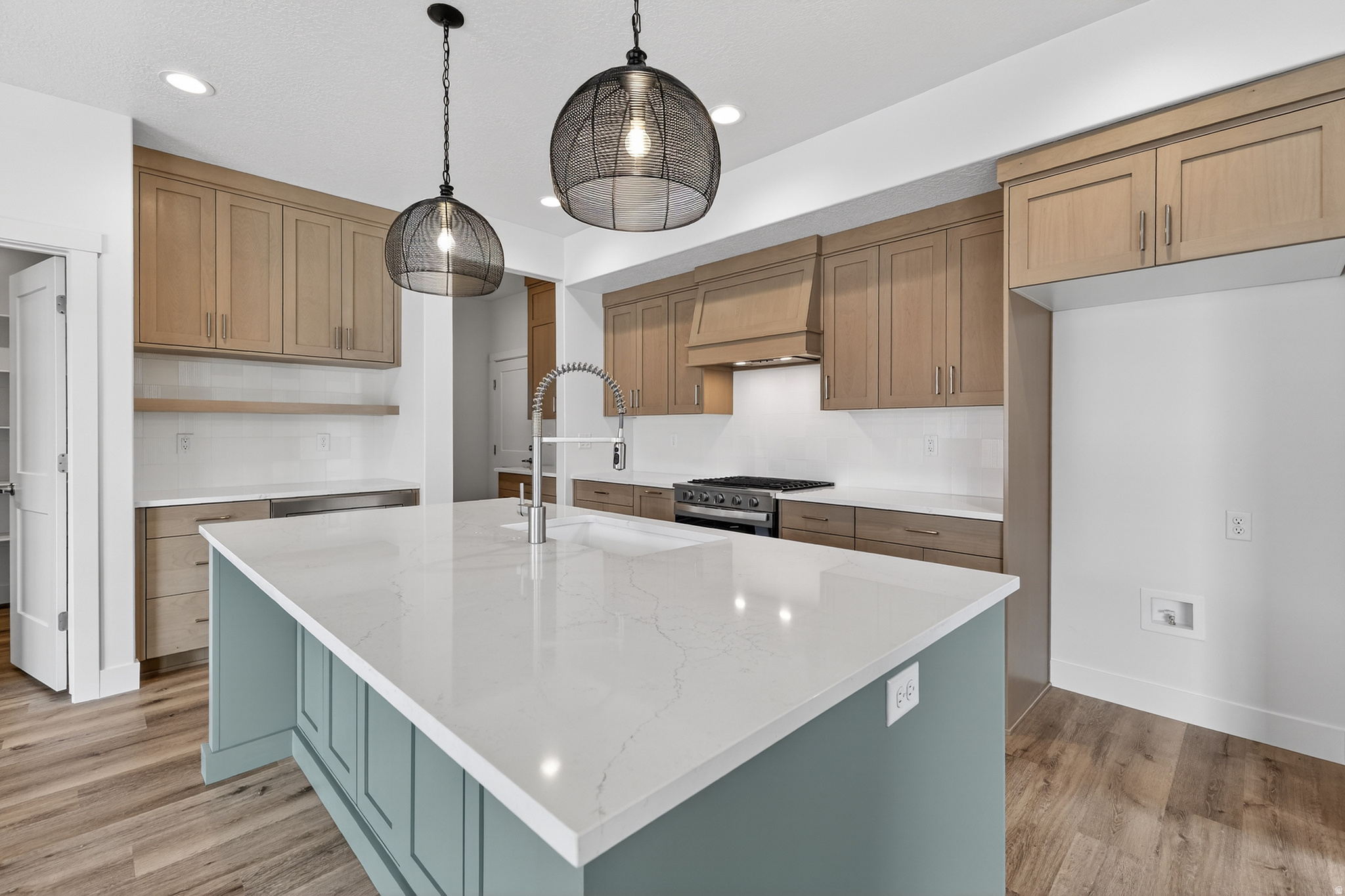 RIVERWOOD - Residential