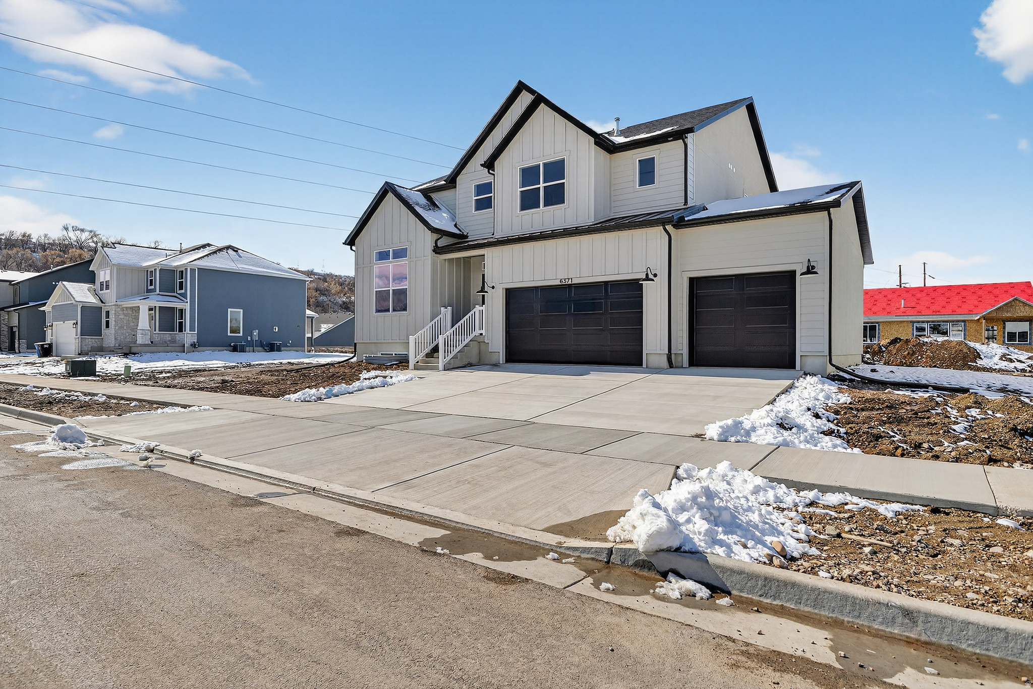 RIVERWOOD - Residential