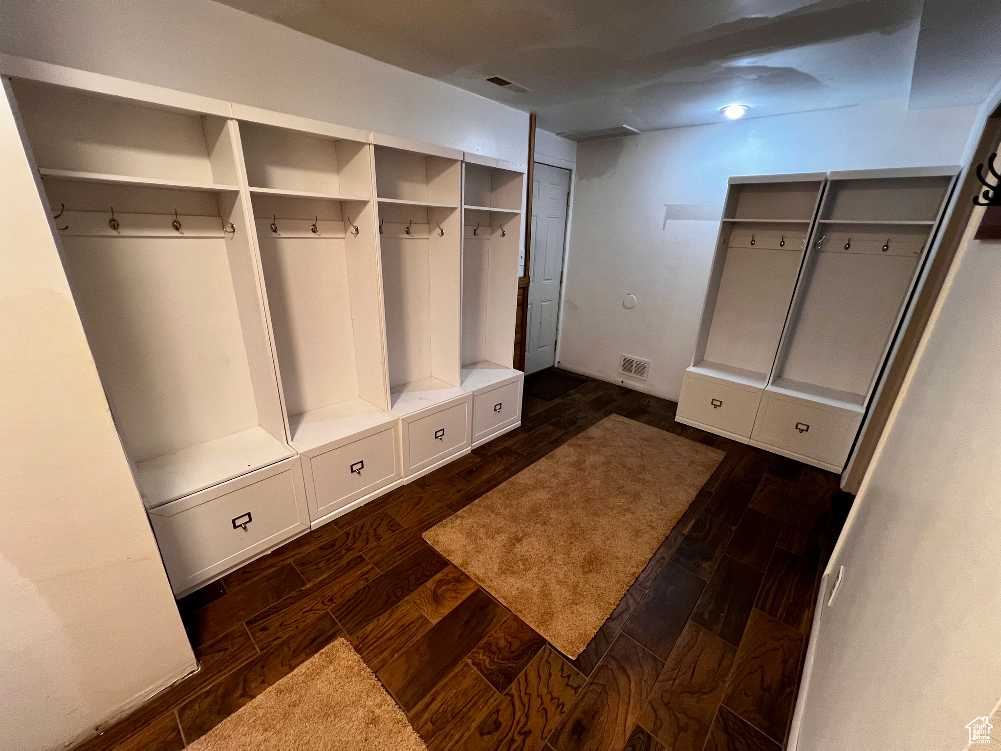 CEDAR VIEW 1ST ADDITION - Residential