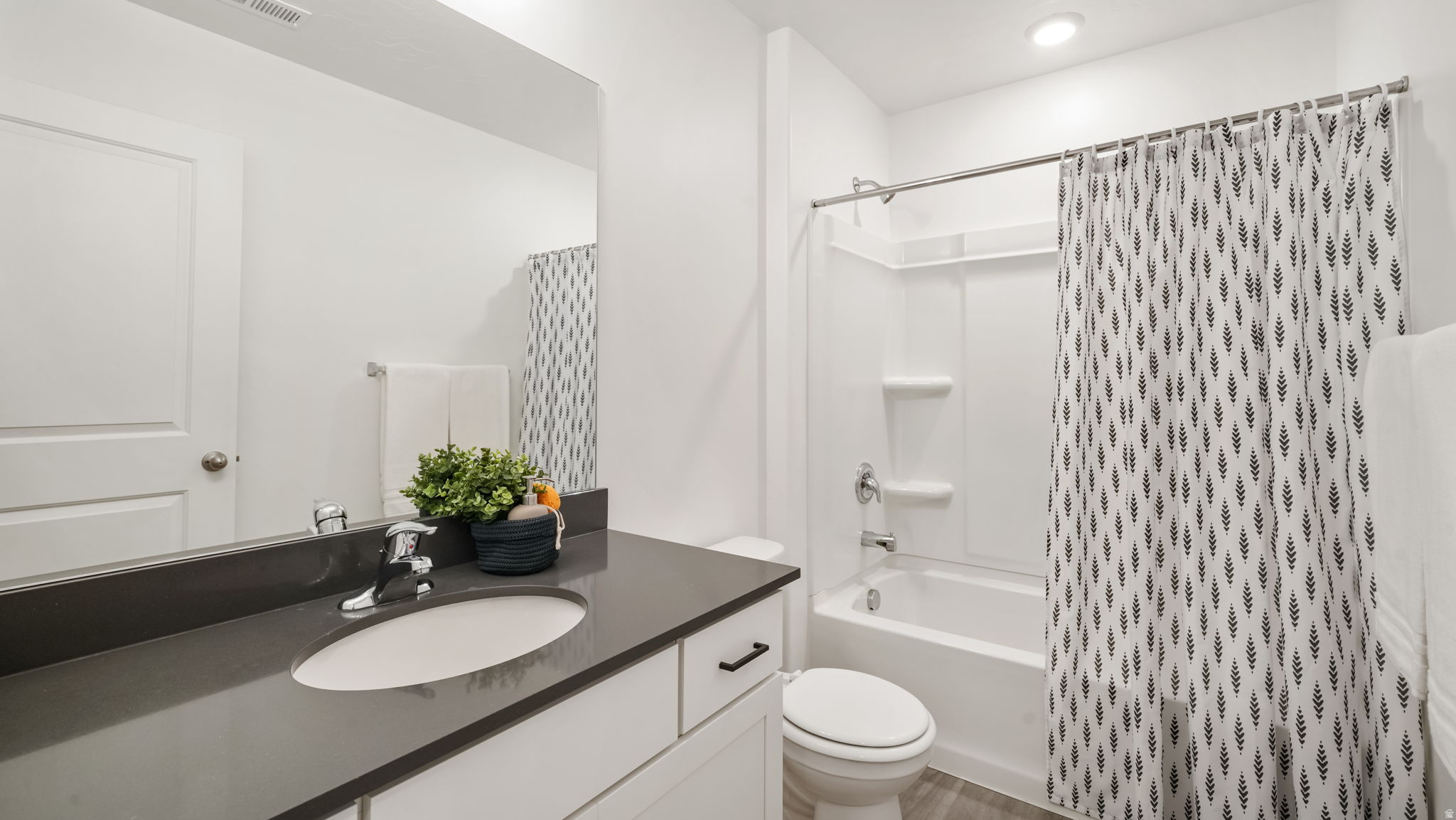 NORTHSHORE - Residential