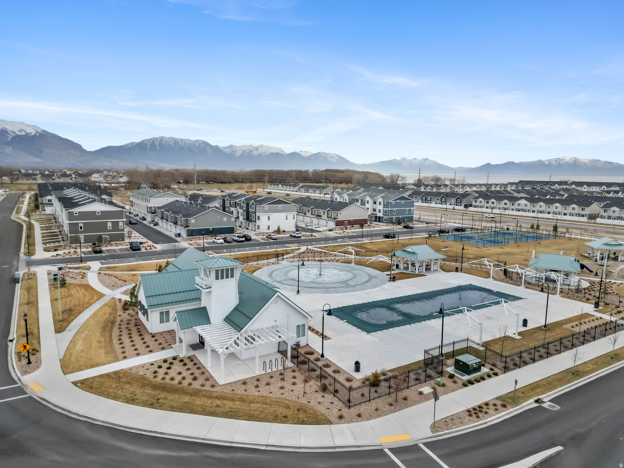 NORTHSHORE - Residential