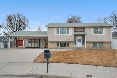 4064 W AQUARIUS CIR S Salt Lake City UT 84118