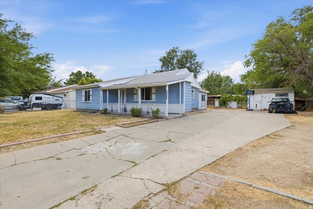 Photo of 3036 W 2960 S, West Valley City, UT 84119 (MLS # 2180893)