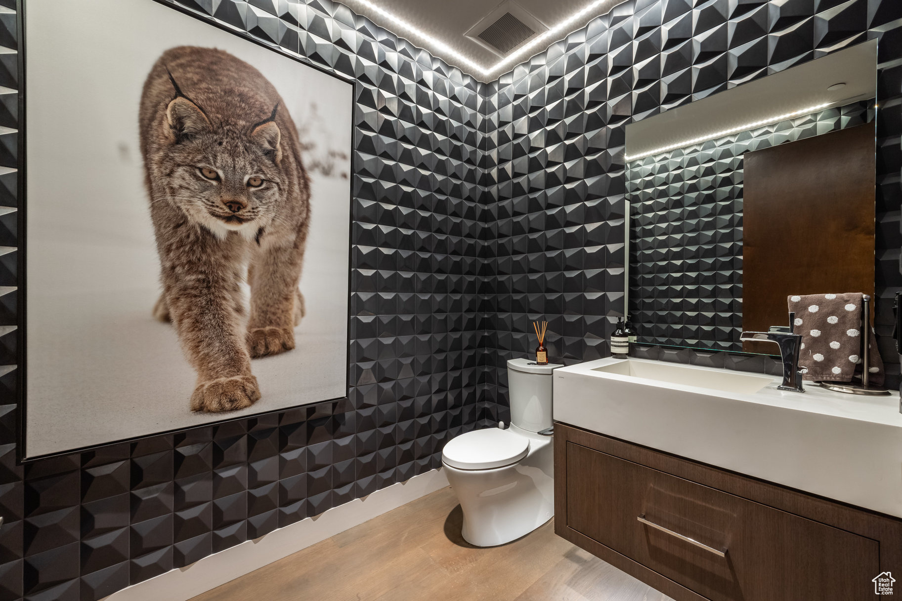 ENCLAVE AT SUN CANYON PUD - Residential