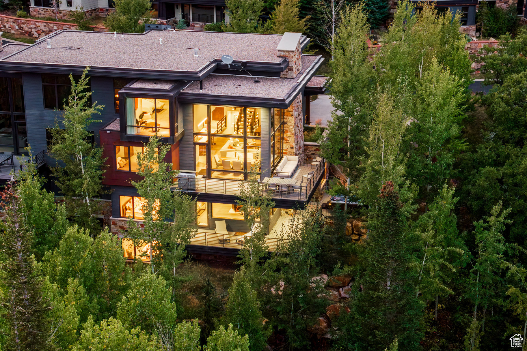 ENCLAVE AT SUN CANYON PUD - Residential