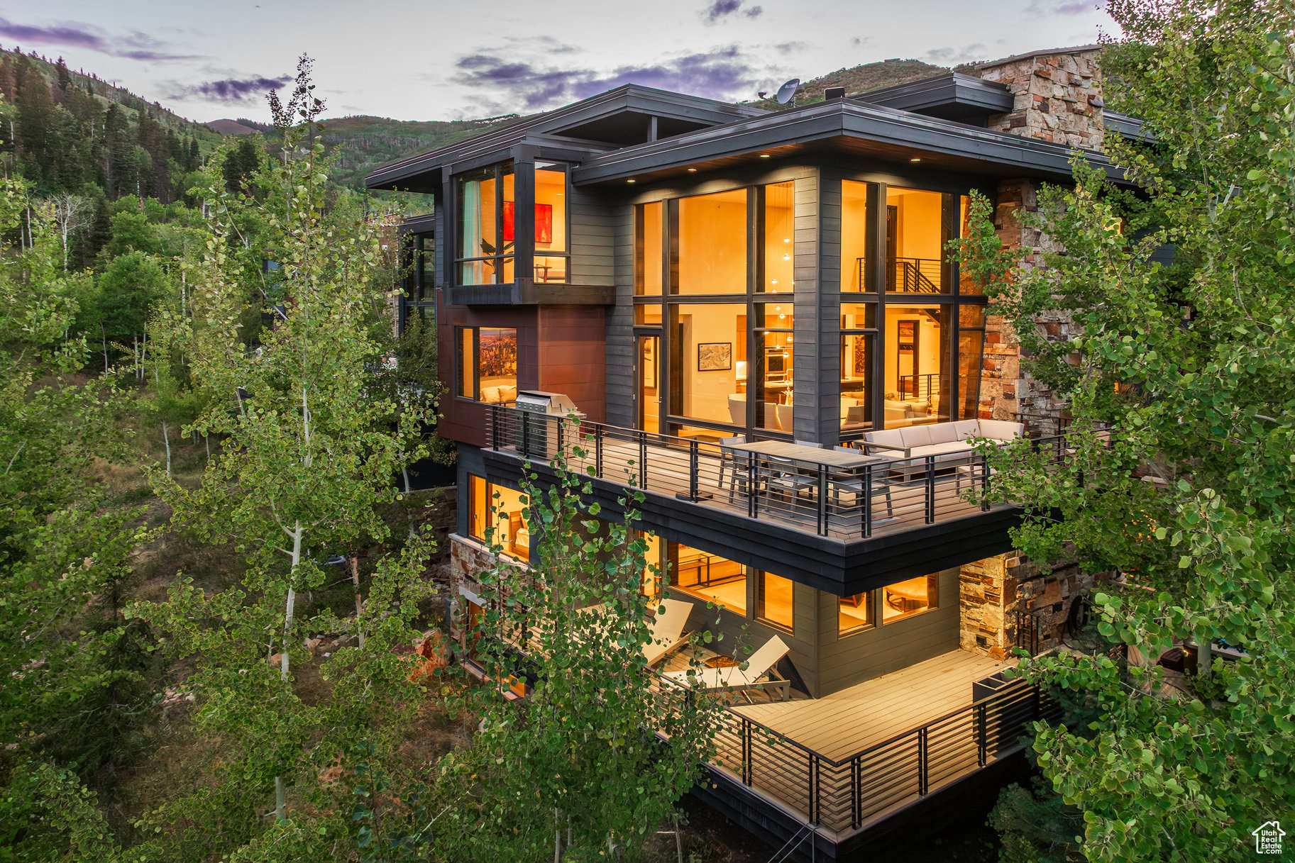 ENCLAVE AT SUN CANYON PUD - Residential