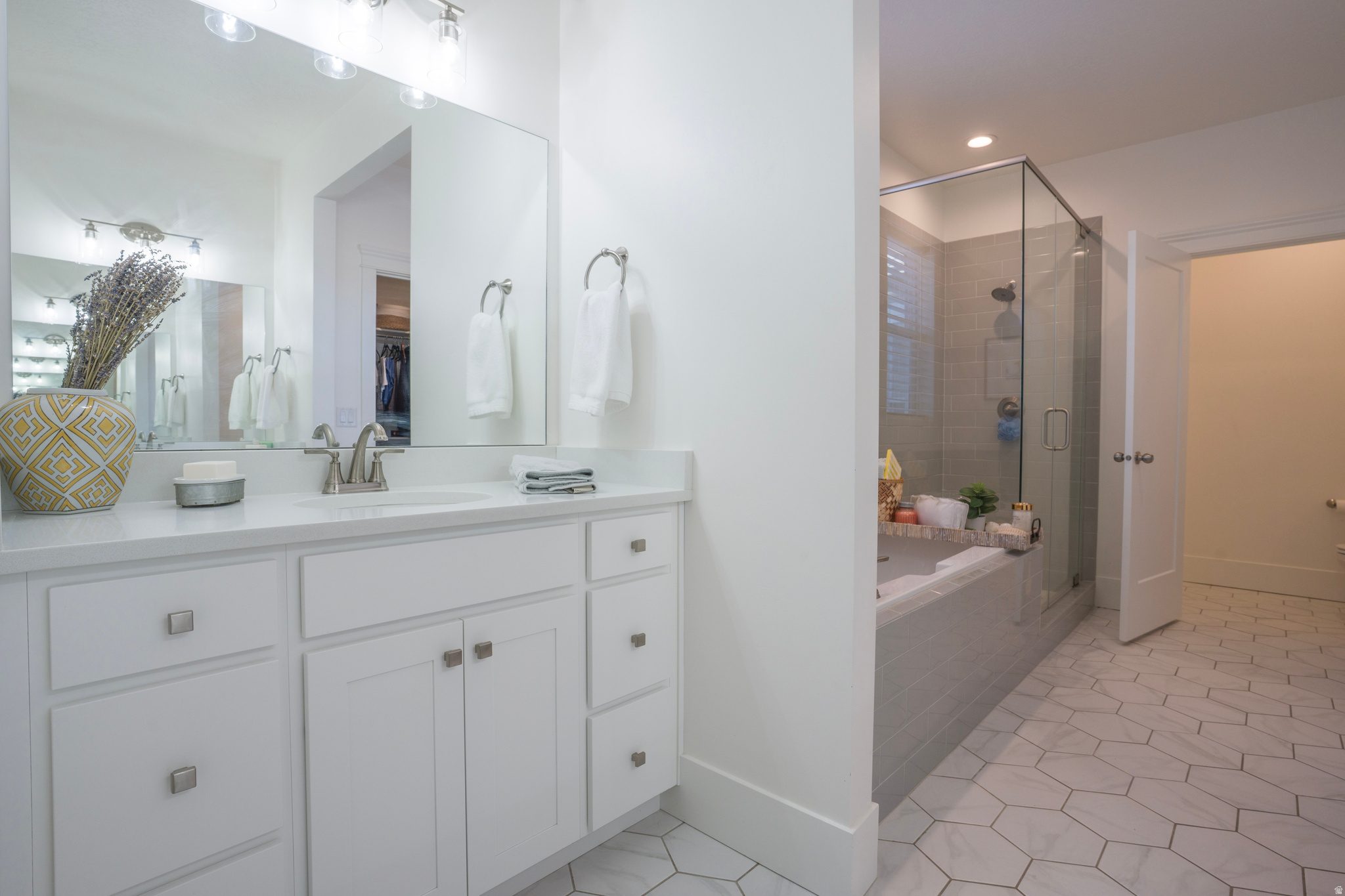 DAYBREAK - Residential