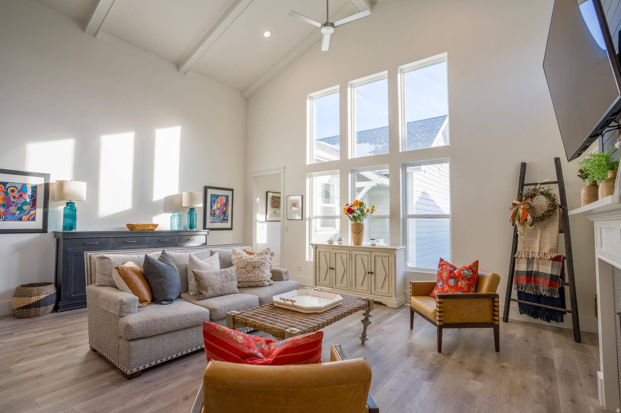 DAYBREAK - Residential