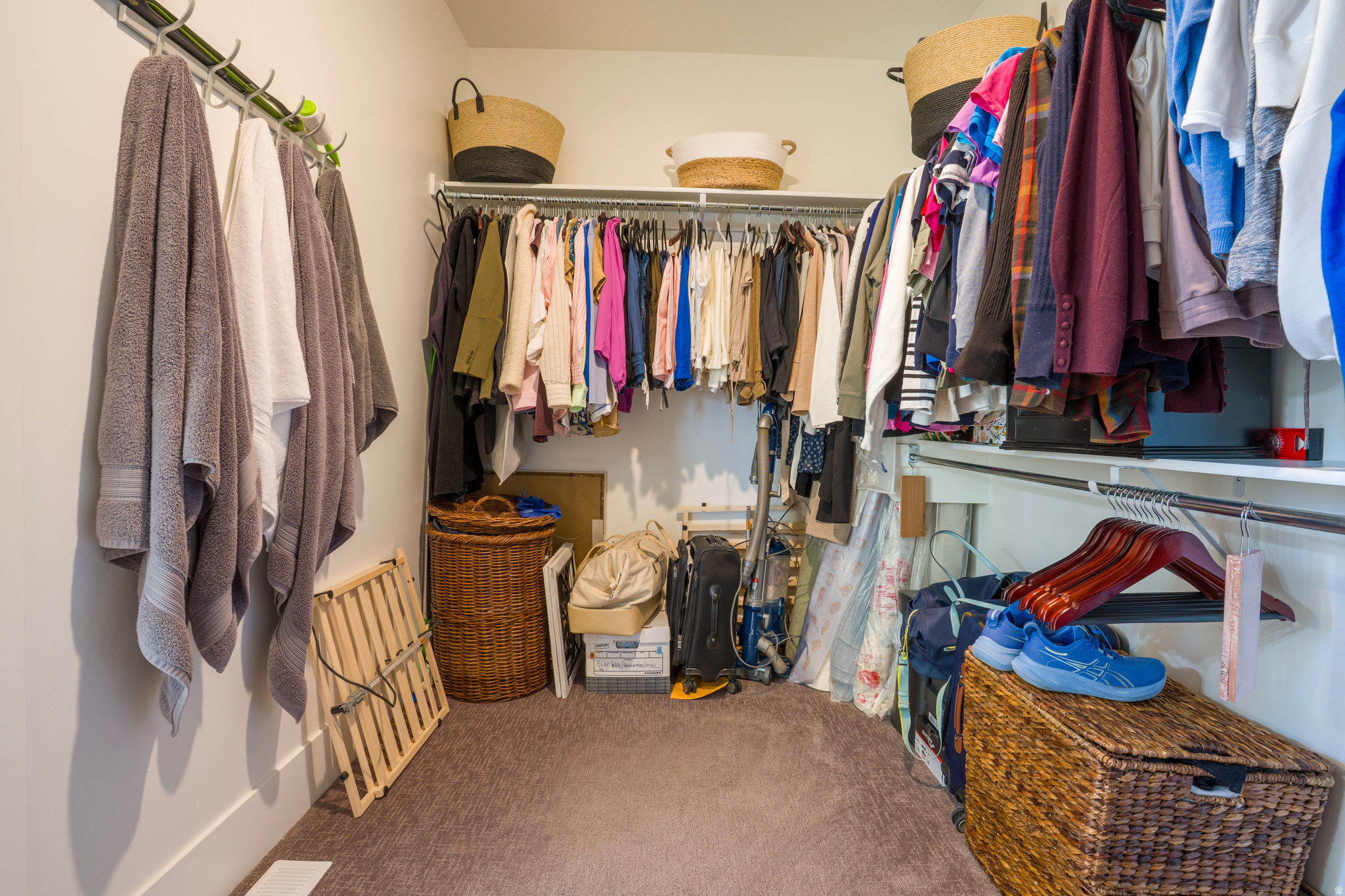 DAYBREAK - Residential