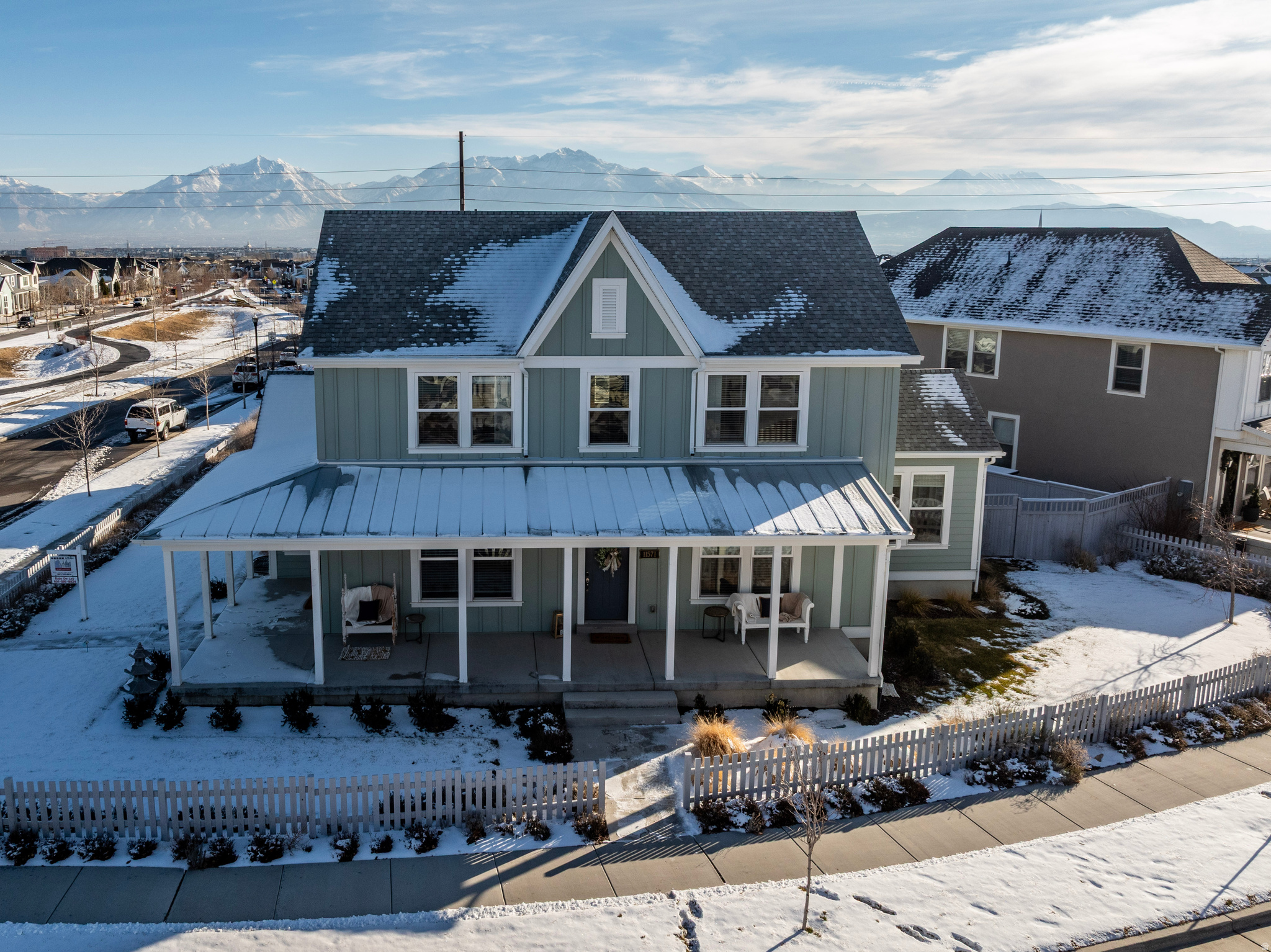 DAYBREAK - Residential