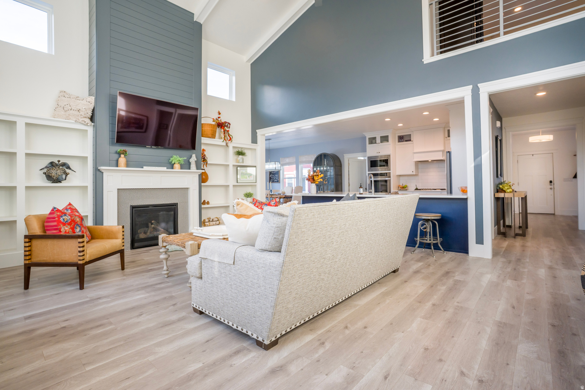 DAYBREAK - Residential