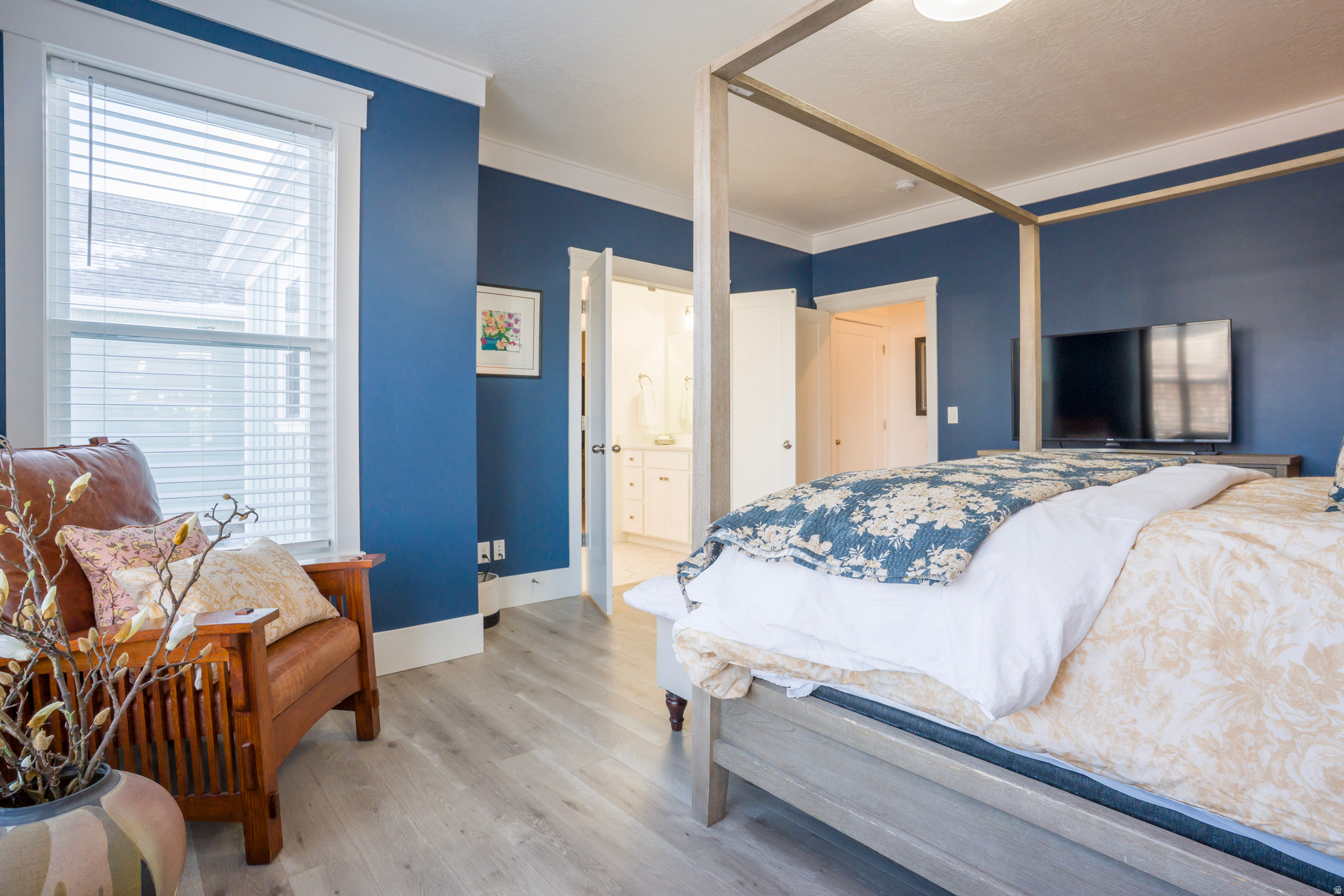 DAYBREAK - Residential