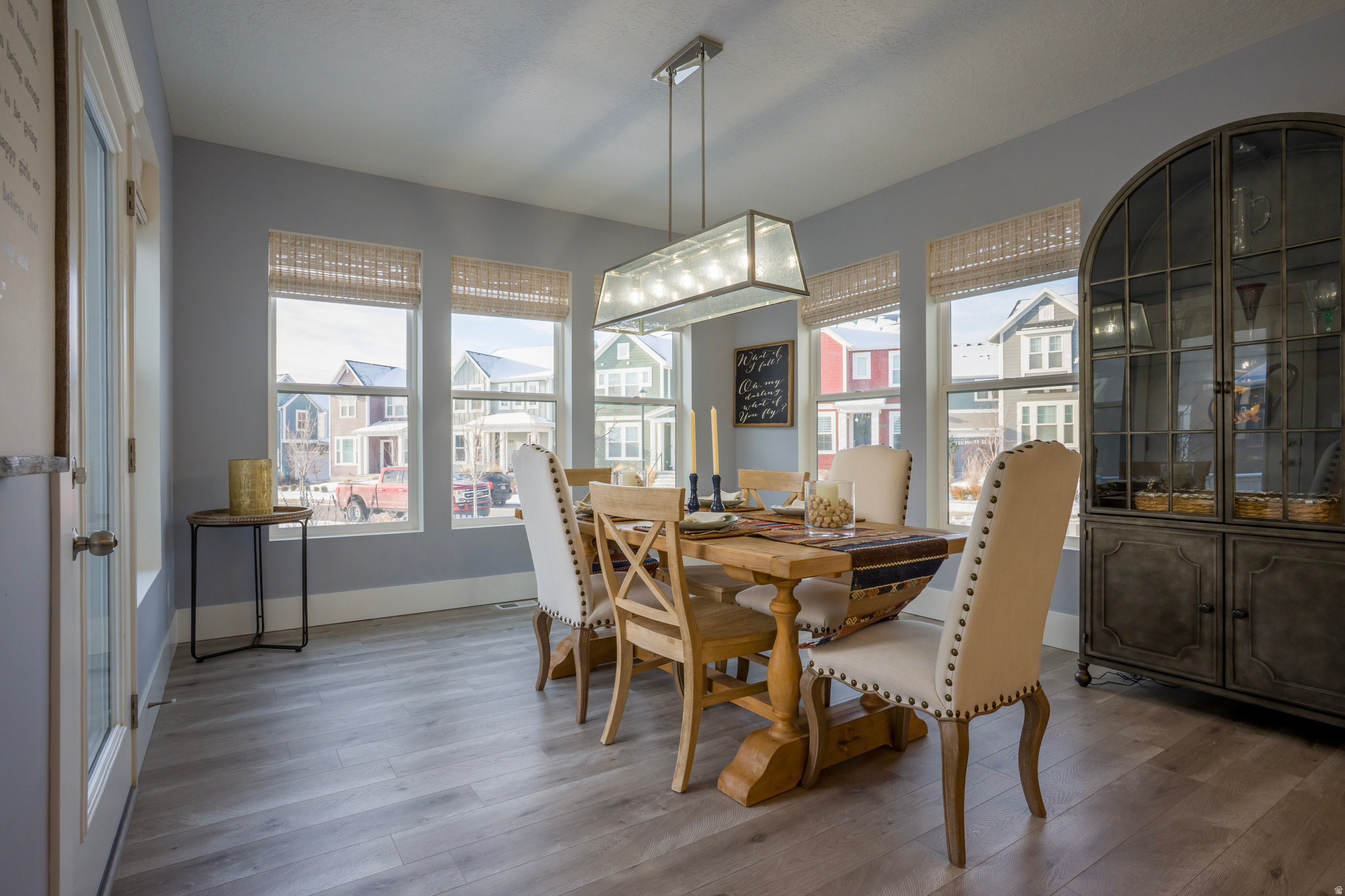 DAYBREAK - Residential