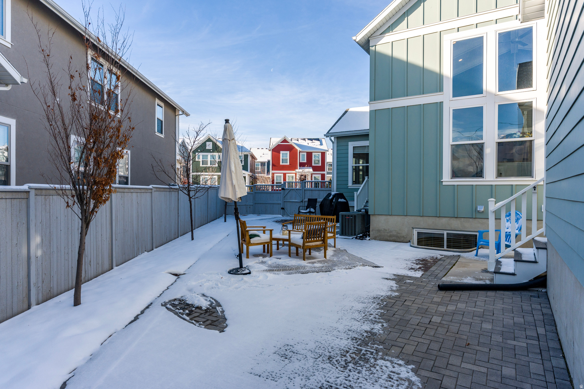 DAYBREAK - Residential