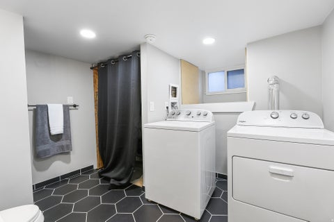 Tiny photo for 656 E BRYAN AVE, Salt Lake City, UT 84105 (MLS # 2184405)