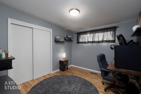 Tiny photo for 1916 W GREGORY DR, Layton, UT 84041 (MLS # 2121617)