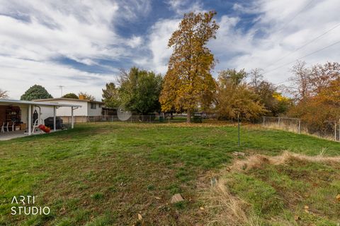Tiny photo for 1916 W GREGORY DR, Layton, UT 84041 (MLS # 2121617)