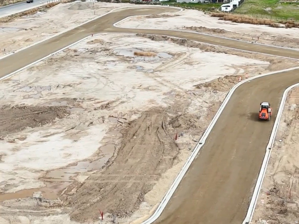 WINSTON PARK PHASE 2 - Land