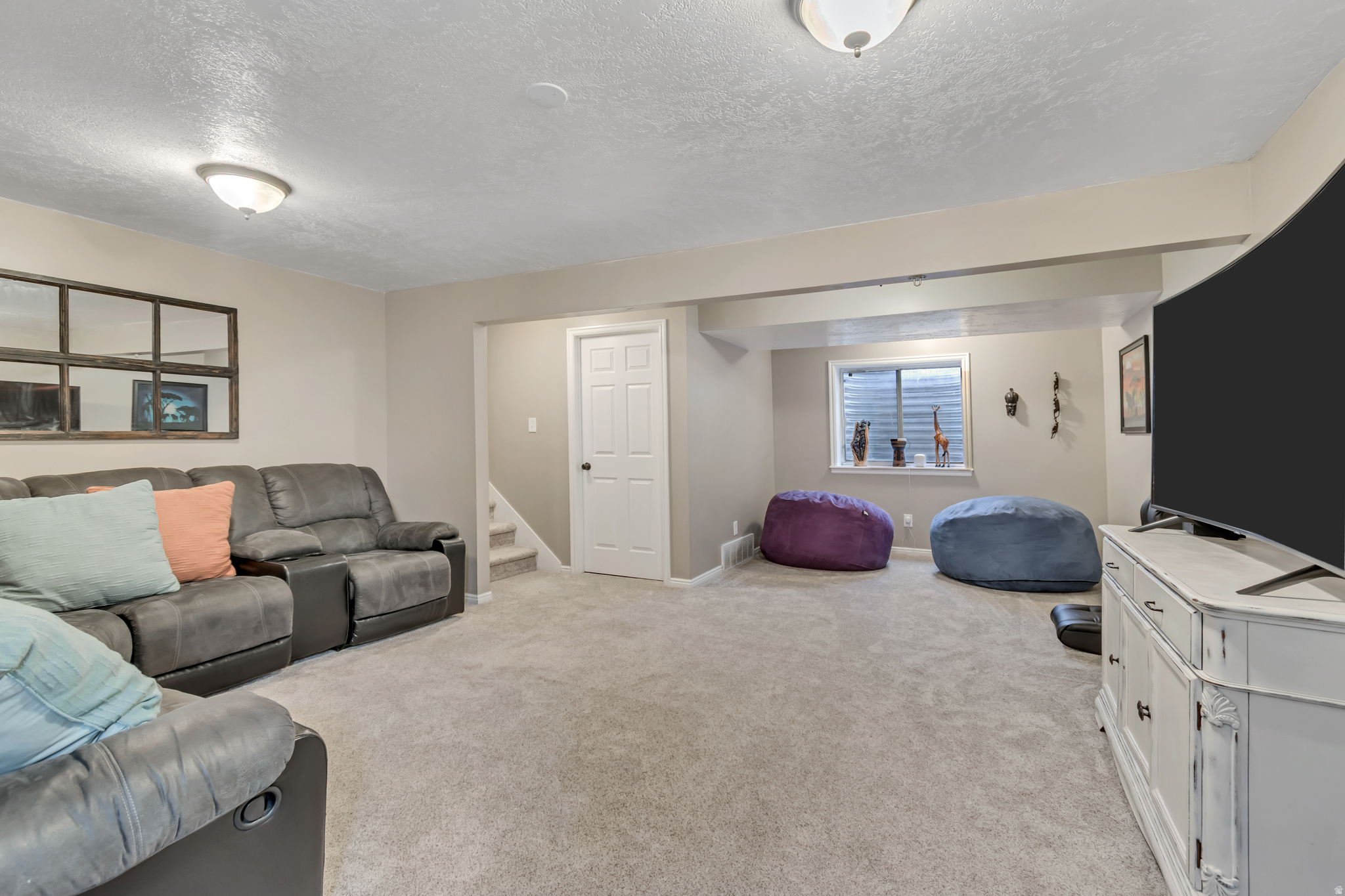 CHARING CROSS - Residential