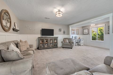 Tiny photo for 2587 SILVER CREEK DR, Riverton, UT 84065 (MLS # 2149141)
