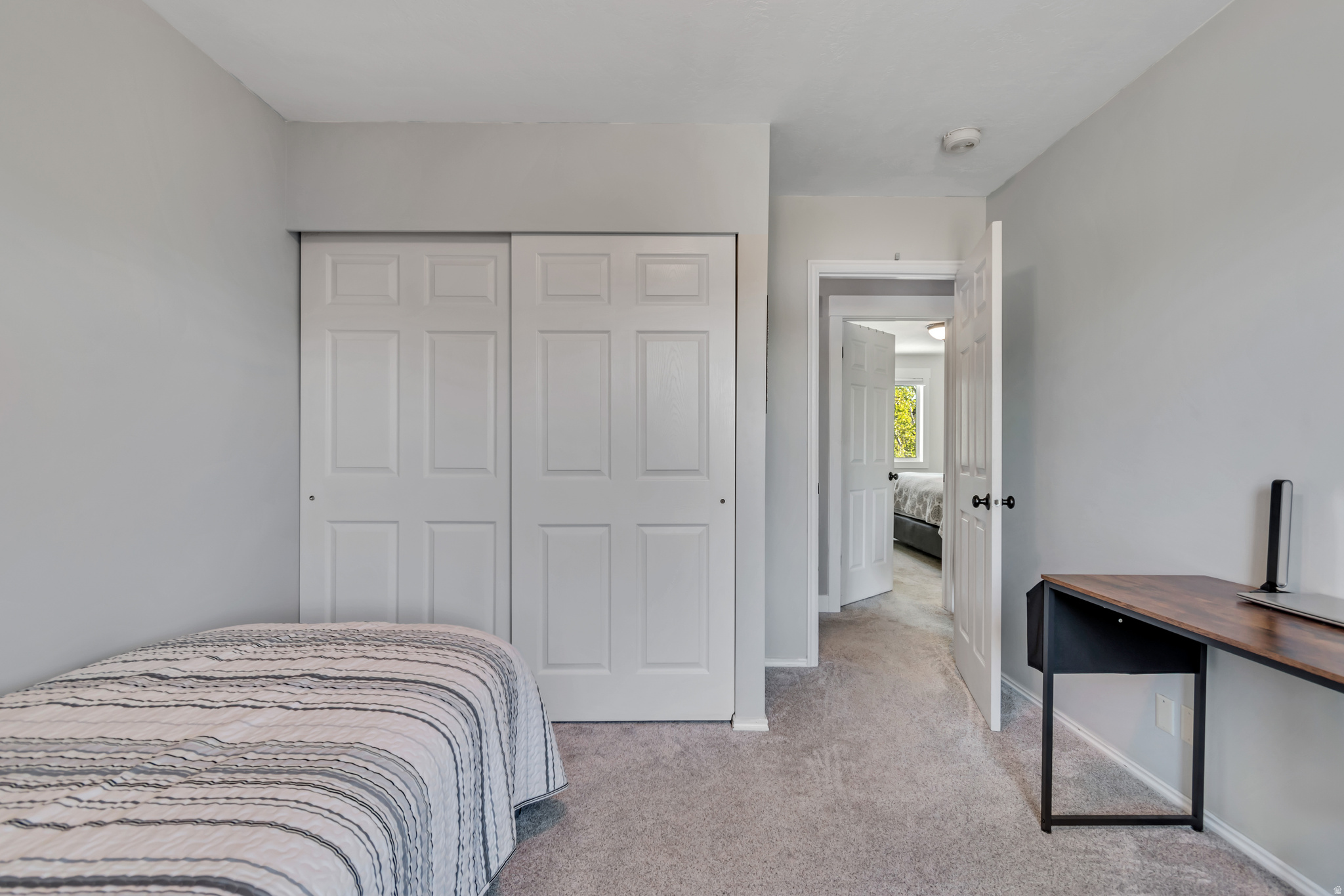 CHARING CROSS - Residential