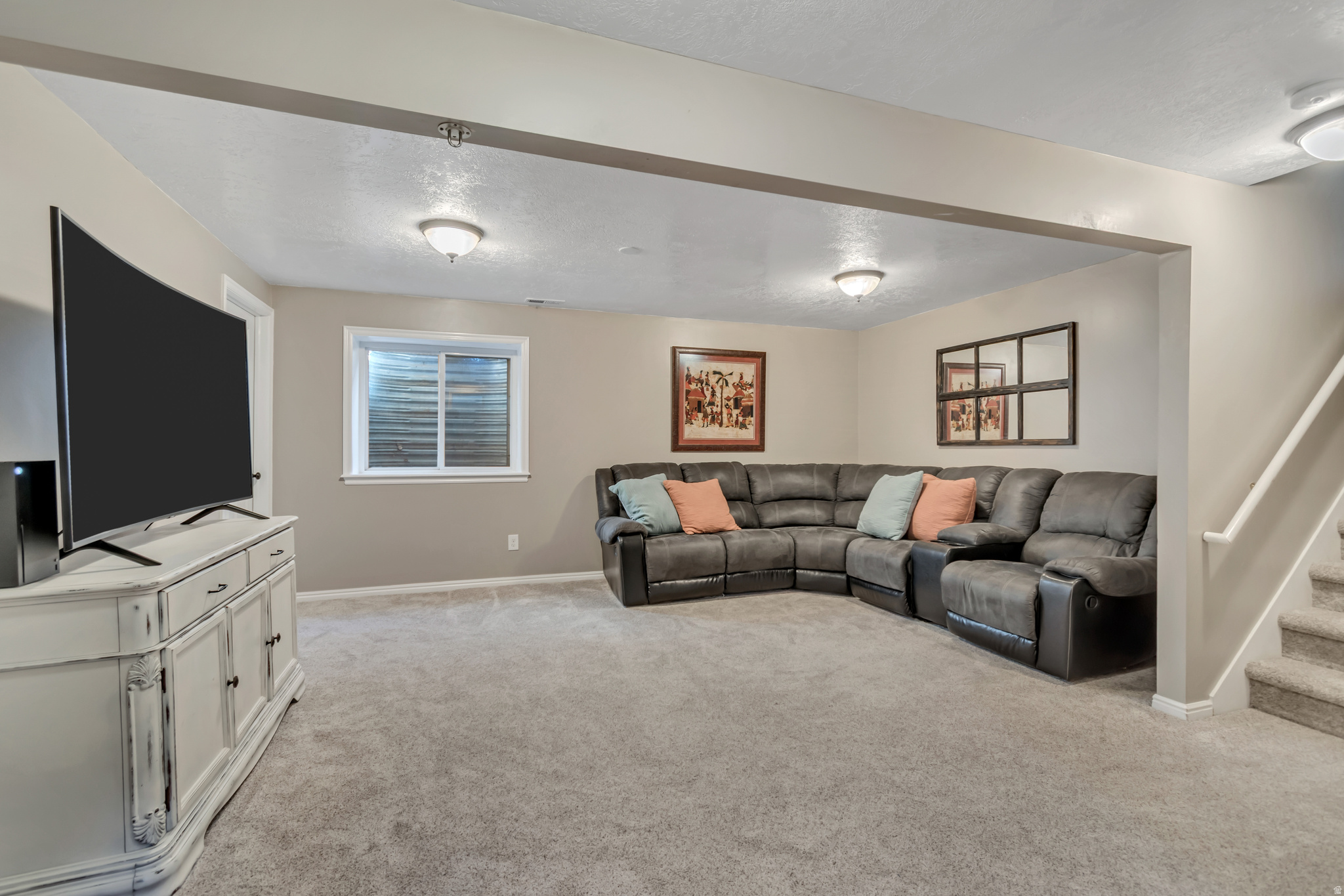 CHARING CROSS - Residential