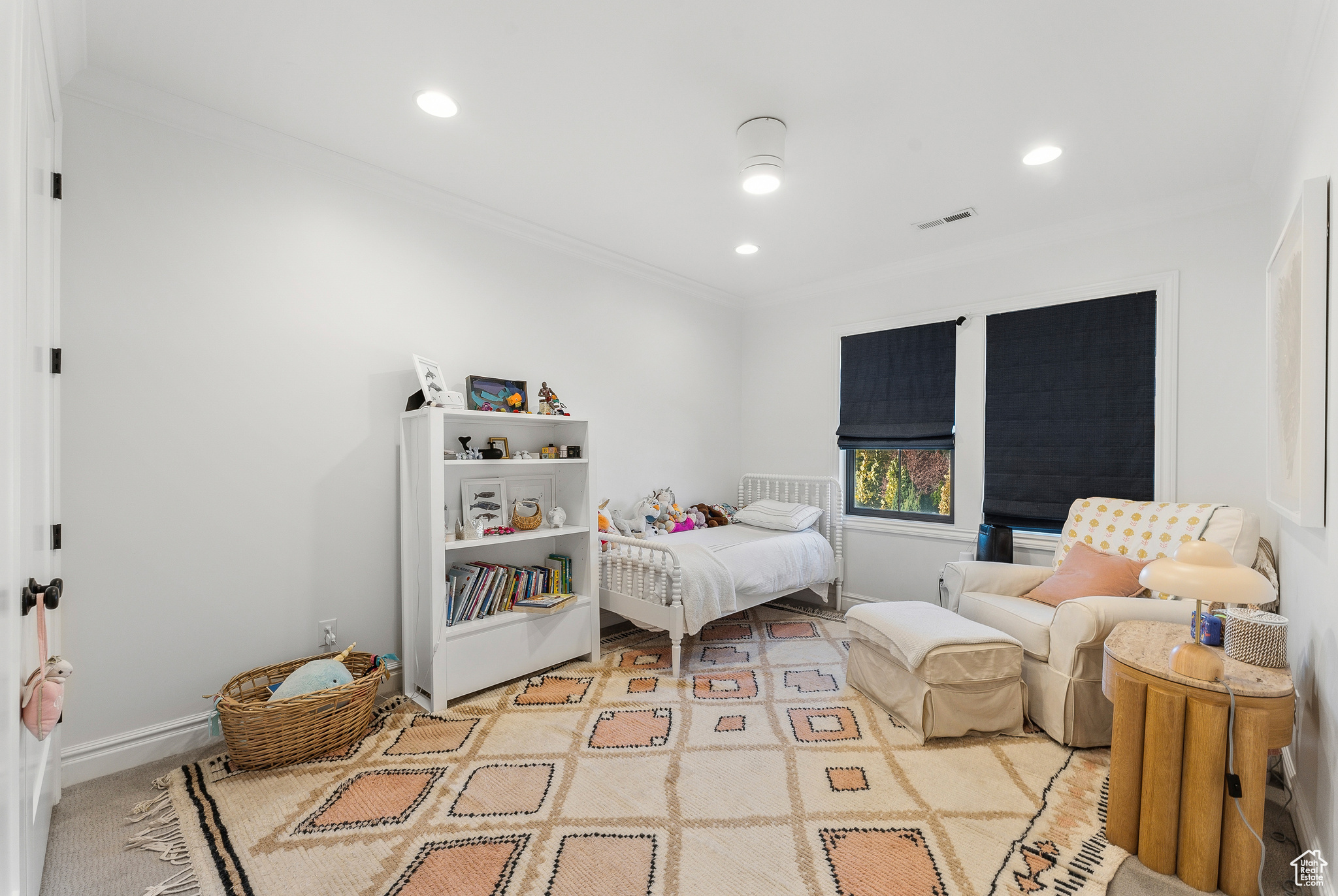 Salt Lake City, Utah 84117, United States, 6 Bedrooms Bedrooms, ,5 BathroomsBathrooms,Residential,Pending,33645