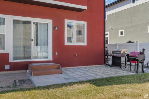 Tiny photo for 102 E CROWN POINT DR, Saratoga Springs, UT 84045 (MLS # 2104810)