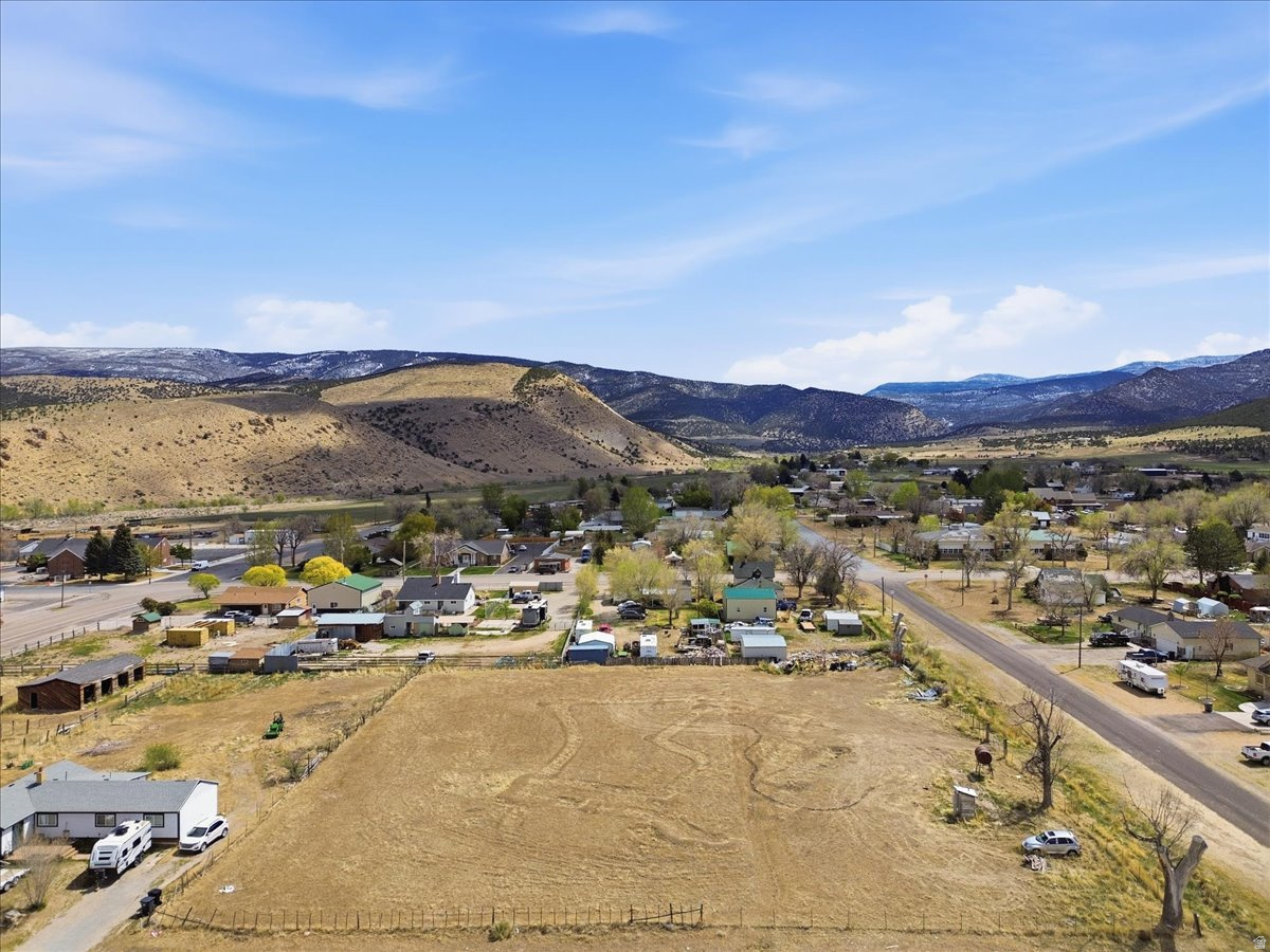 PLAT A, MAYFIELD TOWNSITE, CONT 1.2 - Land