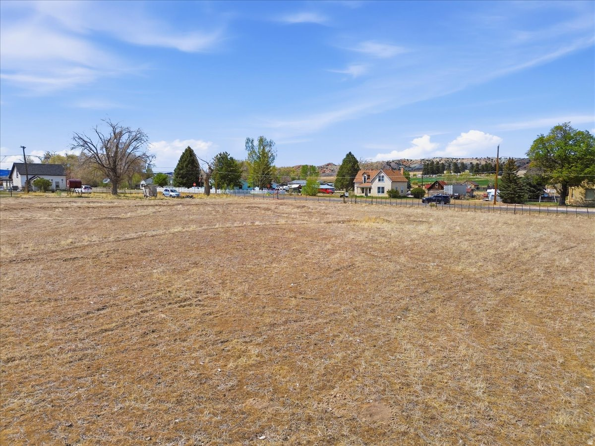 PLAT A, MAYFIELD TOWNSITE, CONT 1.2 - Land