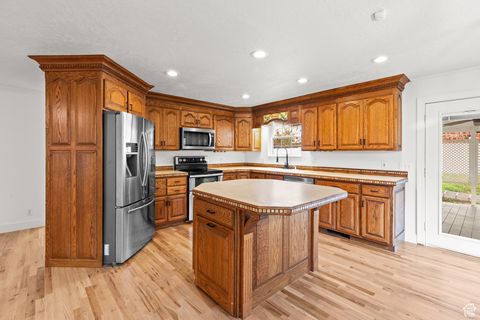 Tiny photo for 7129 S 3080 E, Cottonwood Heights, UT 84121 (MLS # 2117675)