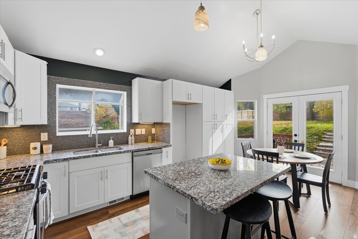 WESTCOVE - Residential