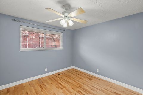 Tiny photo for 358 E EASTVIEW DR, Alpine, UT 84004 (MLS # 2140714)