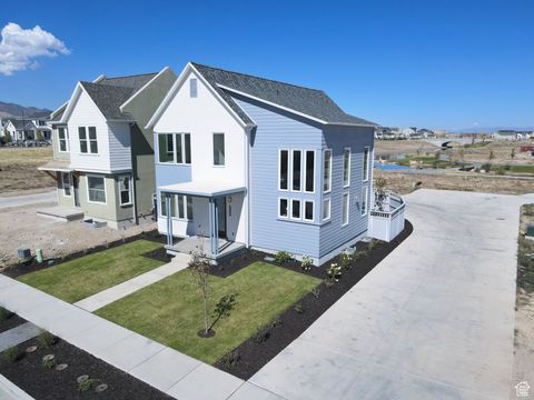 Photo of 6904 W LAKE AVE S #213, South Jordan, UT 84009 (MLS # 2117935)