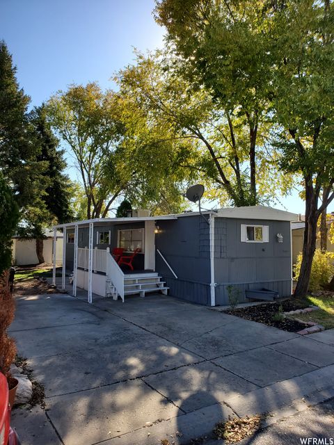 Mobile Home For Sale - 461 E 960<br/> Ogden, UT 84404