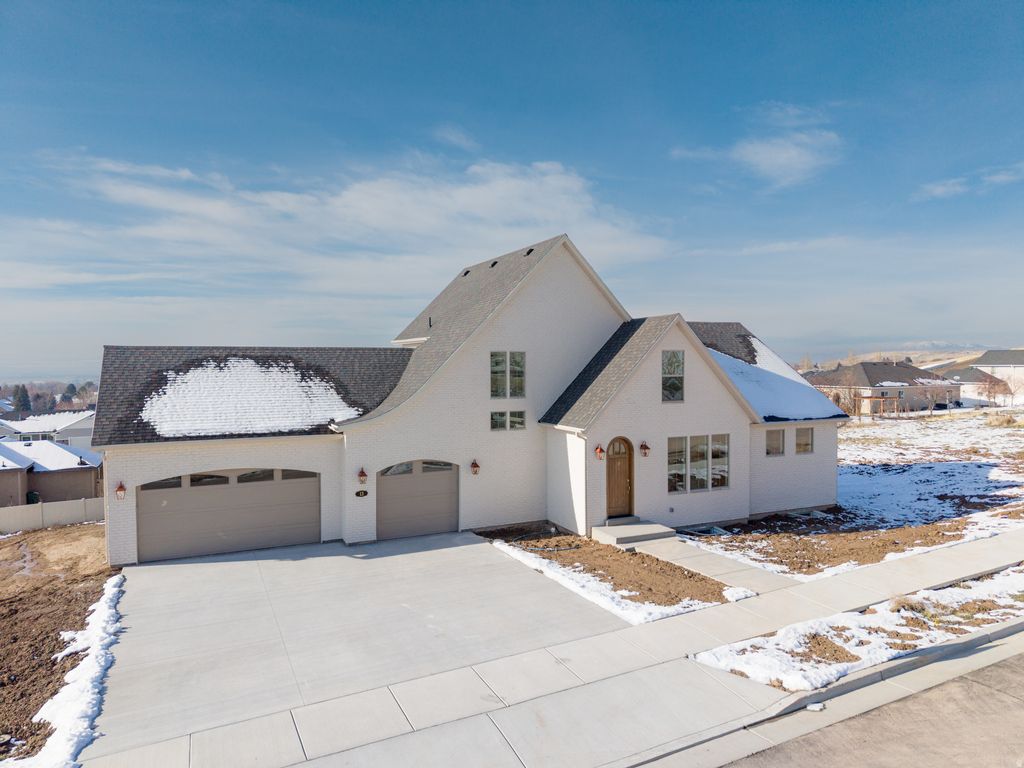 Photo of 13 N 1150 E, Smithfield, UT 84335 (MLS # 2131298)