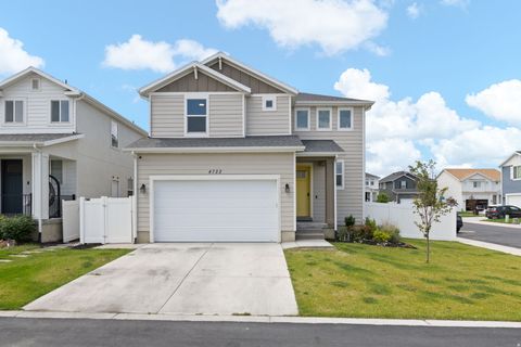 Tiny photo for 4722 E LAKE CORNER DR, Eagle Mountain, UT 84005 (MLS # 2163140)