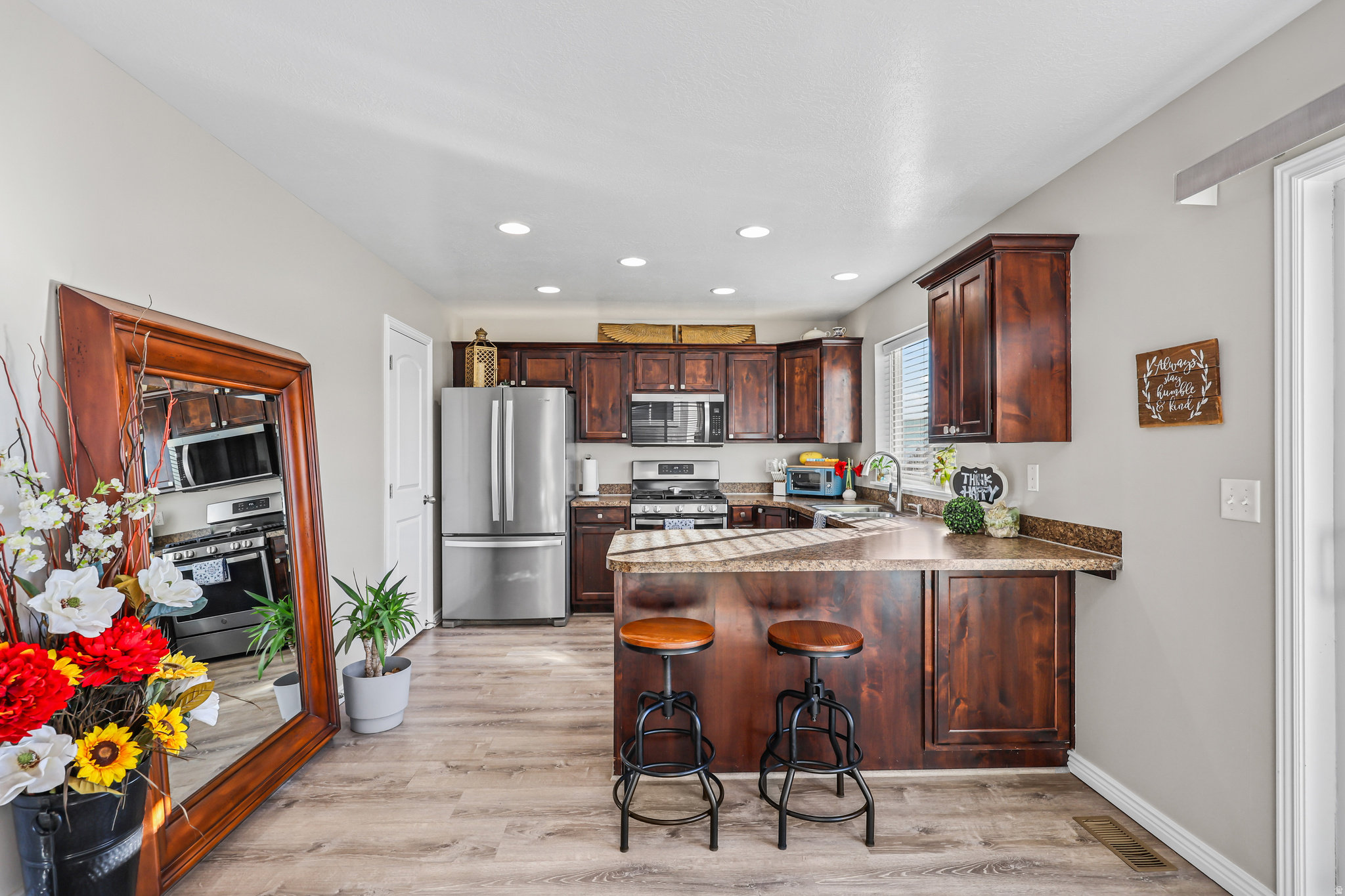 QUAIL HOLLOW SUBDIVISION - Residential