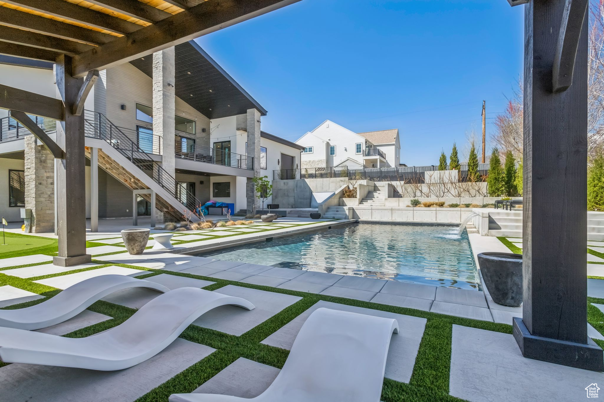 Highland, Utah 84003, United States, 4 Bedrooms Bedrooms, ,4 BathroomsBathrooms,Residential,Pending,110879